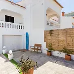 Safari Beach Guest House